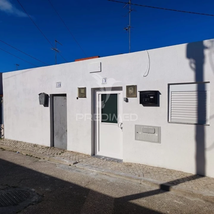 Moradia T1 para Venda em Benavente Foto 6