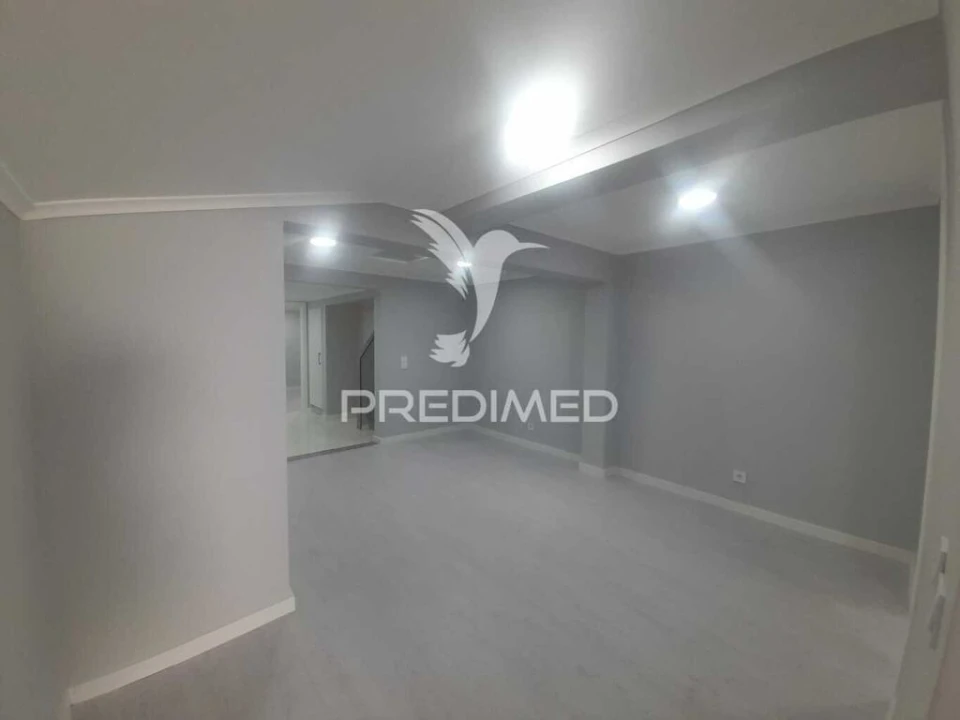 Moradia T1 para Venda em Benavente Foto 3