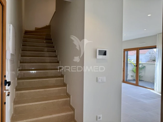 Moradia T2 para Venda em Fatima Foto 16