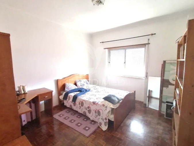 Apartamento T2 para Venda em Rio de Mouro Foto 7