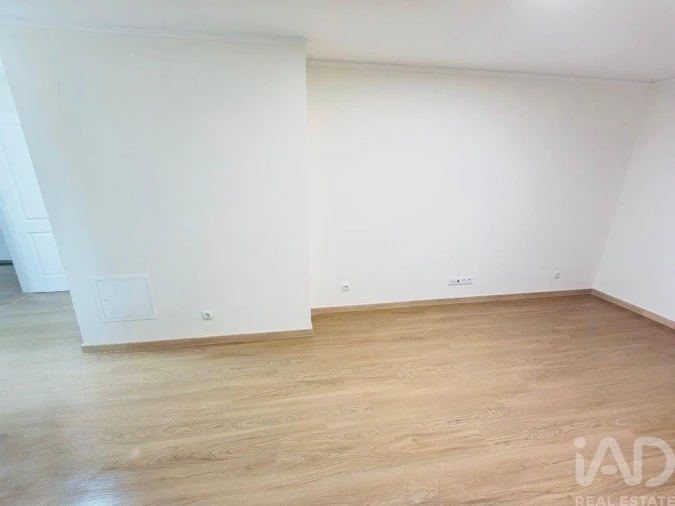 Apartamento T3 para Venda em Queluz e Belas Foto 28