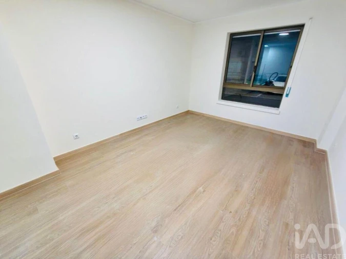 Apartamento T3 para Venda em Queluz e Belas Foto 26