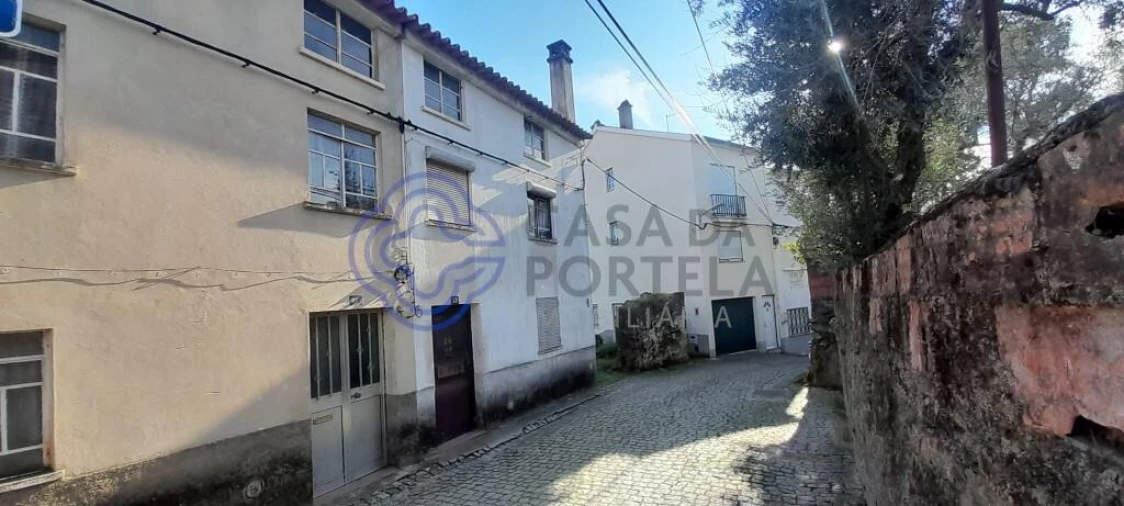 Moradia T3 para Venda em Silvares Foto 7