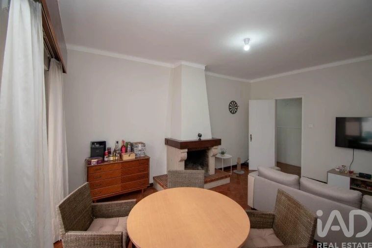 Apartamento T3 para Venda em Marinha Grande Foto 2