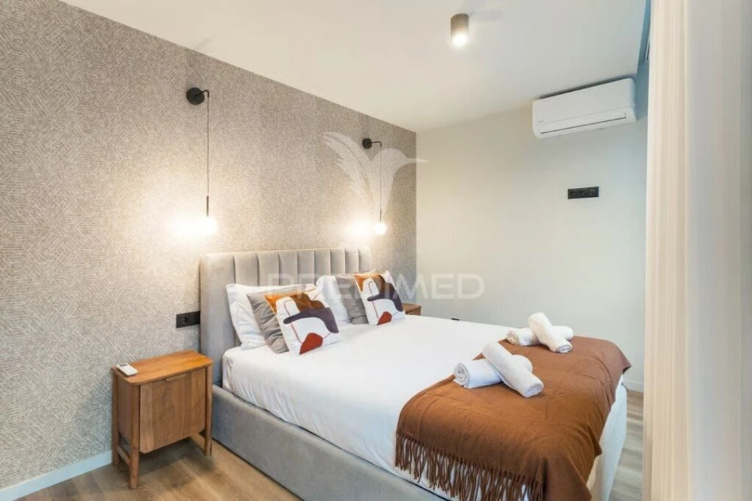 Apartamento T1 para Venda em Mafamude e Vilar do Paraíso Foto 10