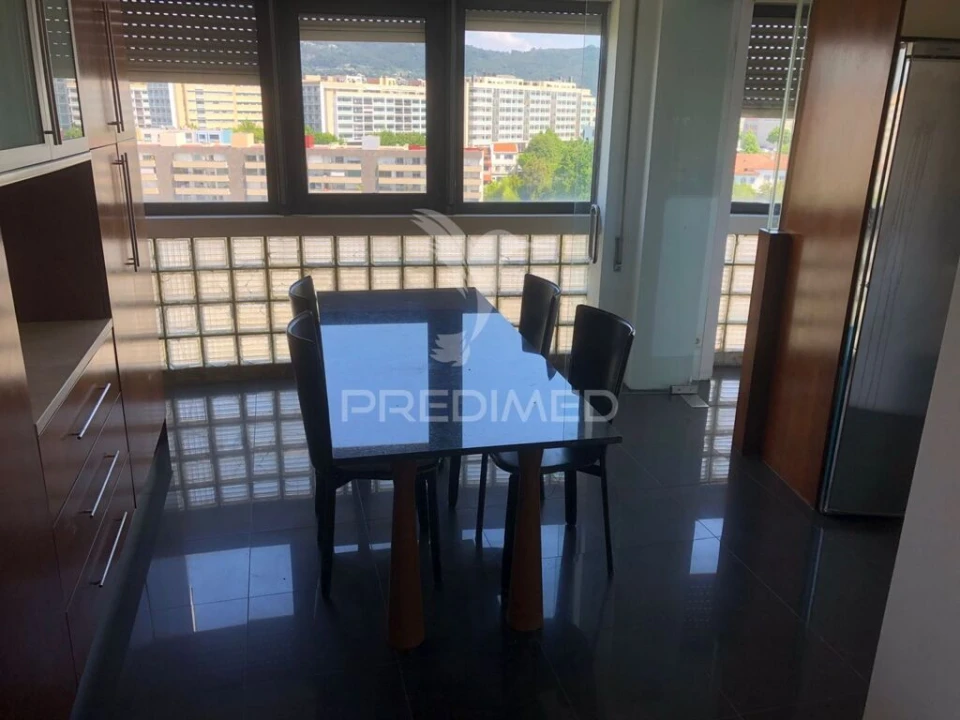 Apartamento T4 para Venda em São Vicente (Braga) Foto 4