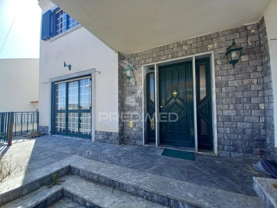 Moradia T5 para Venda em Santo Isidoro Foto 4