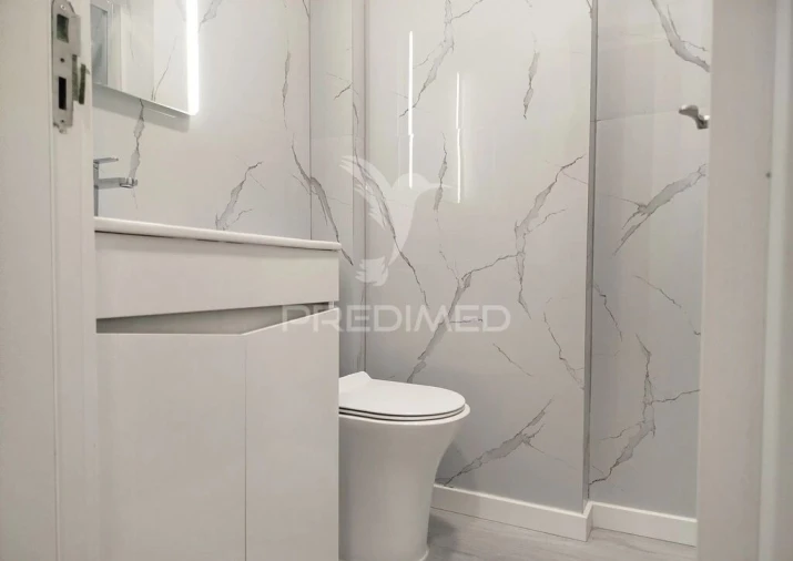 Apartamento T2 para Venda em Benfica Foto 17