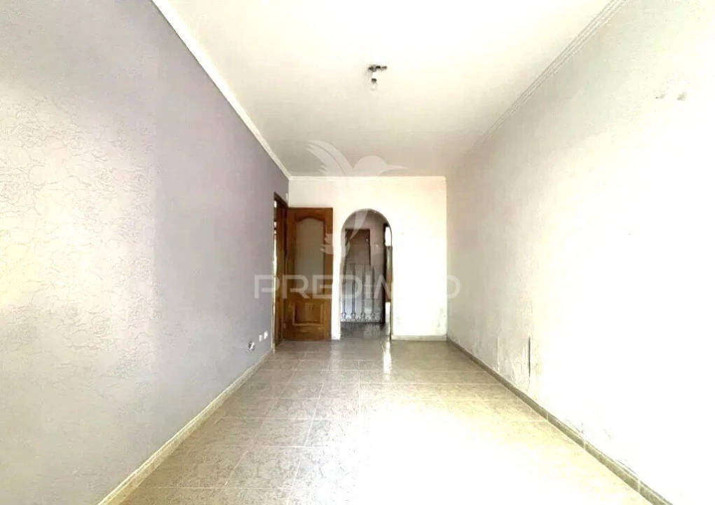 Apartamento T2 para Venda em Benfica Foto 12