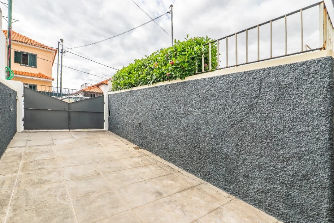 Apartamento T1 para Venda em Funchal (Santa Maria Maior) Foto 41