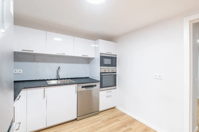 Apartamento T1 para Venda em Funchal (Santa Maria Maior) Foto 21