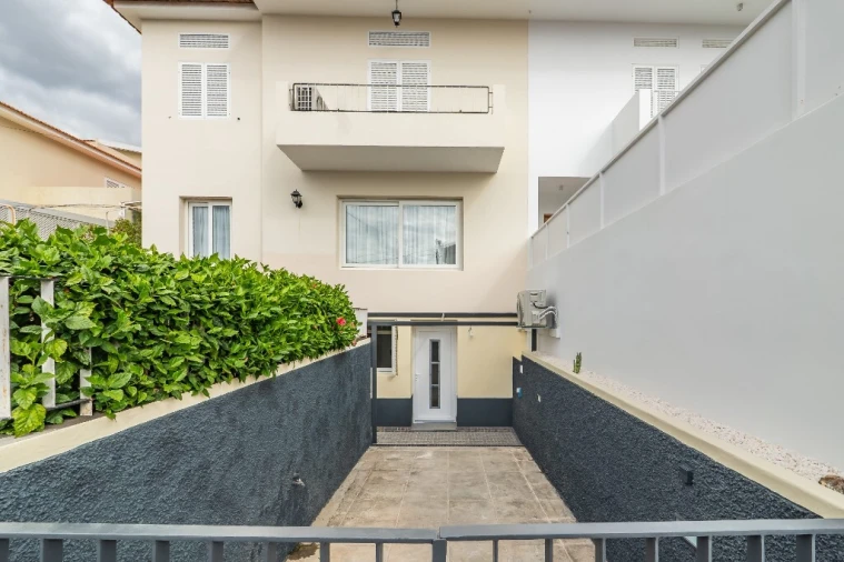 Apartamento T1 para Venda em Funchal (Santa Maria Maior) Foto 47