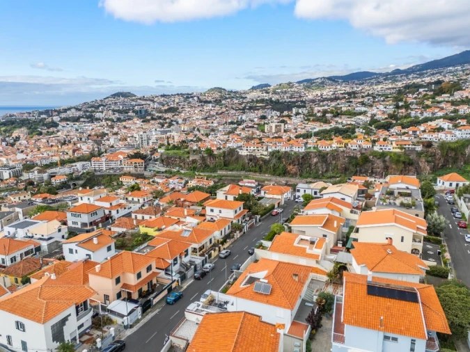 Apartamento T1 para Venda em Funchal (Santa Maria Maior) Foto 63