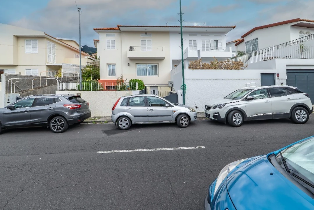 Apartamento T1 para Venda em Funchal (Santa Maria Maior) Foto 49