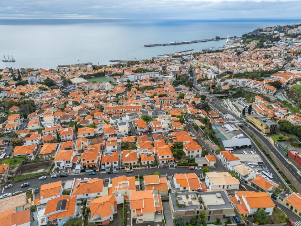 Apartamento T1 para Venda em Funchal (Santa Maria Maior) Foto 69