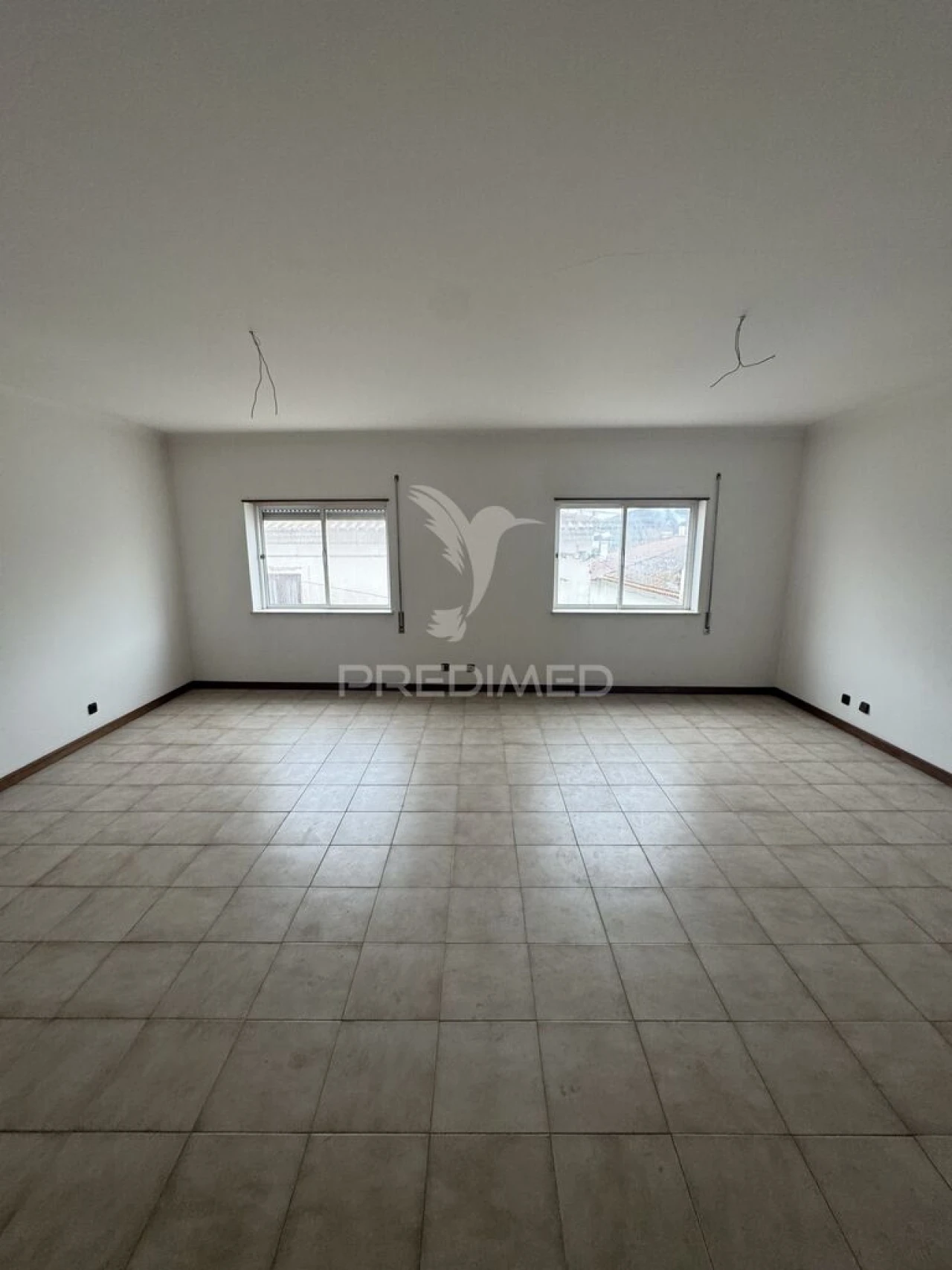 Loja para Venda em Arrimal e Mendiga Foto 6