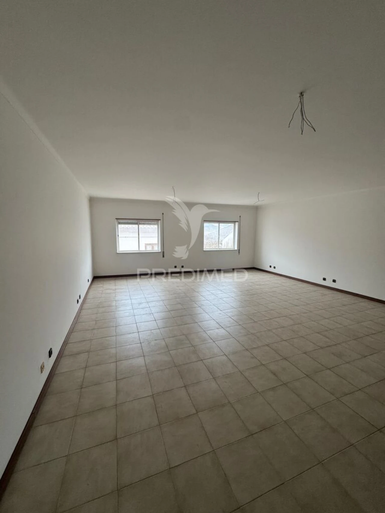 Loja para Venda em Arrimal e Mendiga Foto 7