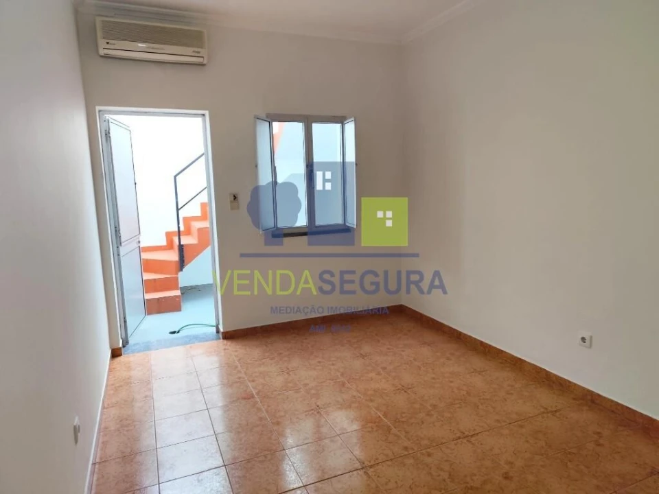 Moradia T2 para Venda em Safara e Santo Aleixo da Restauração Foto 10