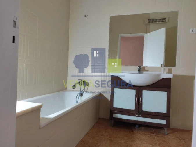 Moradia T2 para Venda em Safara e Santo Aleixo da Restauração Foto 7