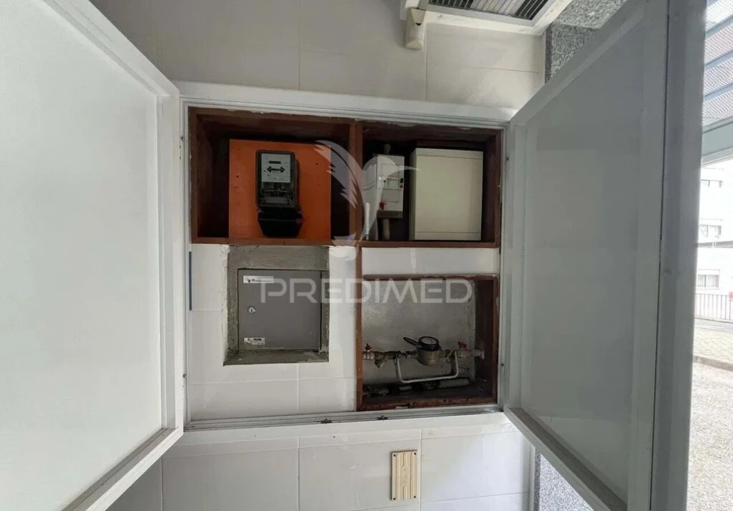 Loja para Venda em Loures Foto 8