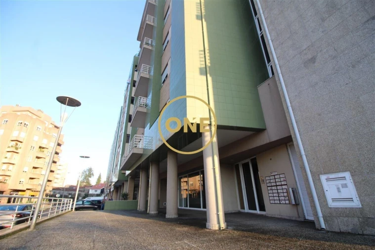 Apartamento T1 para Venda em Vila Nova de Famalicão e Calendário