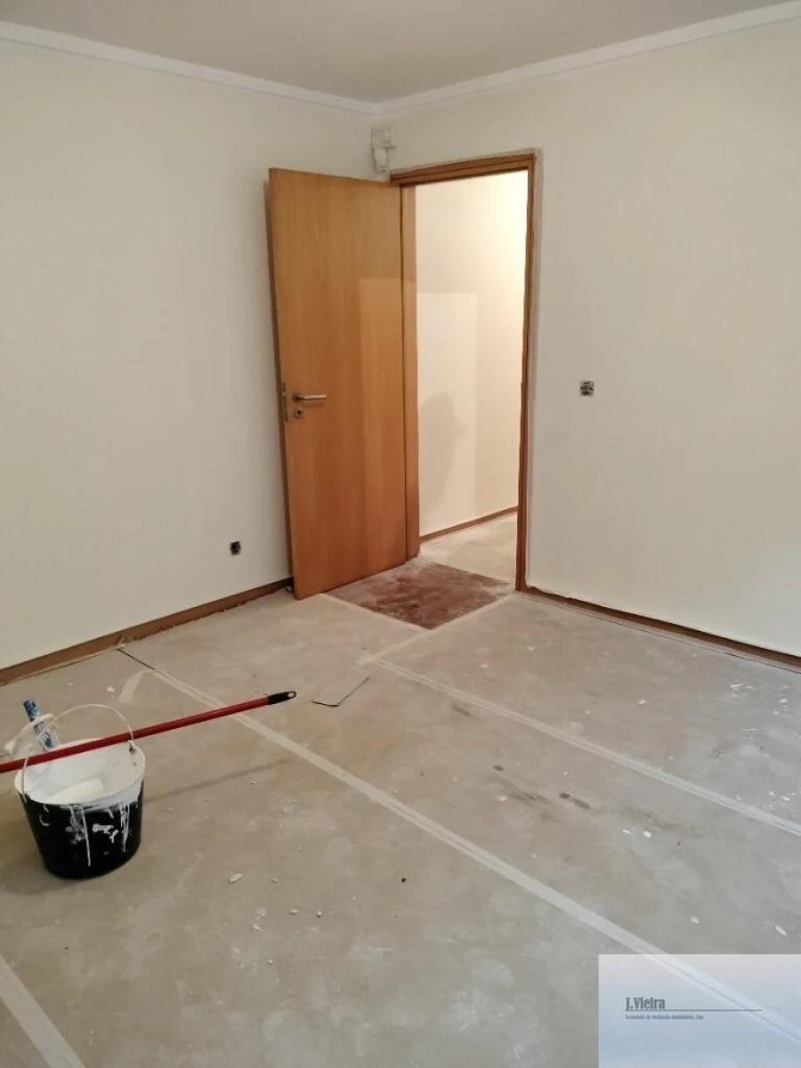 Moradia T4 para Venda em Serzedo e Perosinho Foto 5