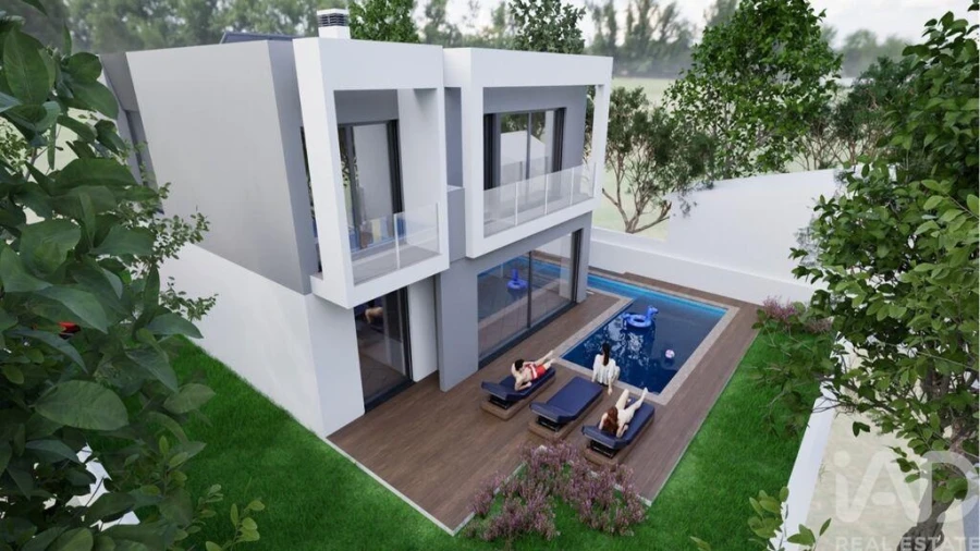 Moradia T4 para Venda em Charneca de Caparica e Sobreda Foto 2