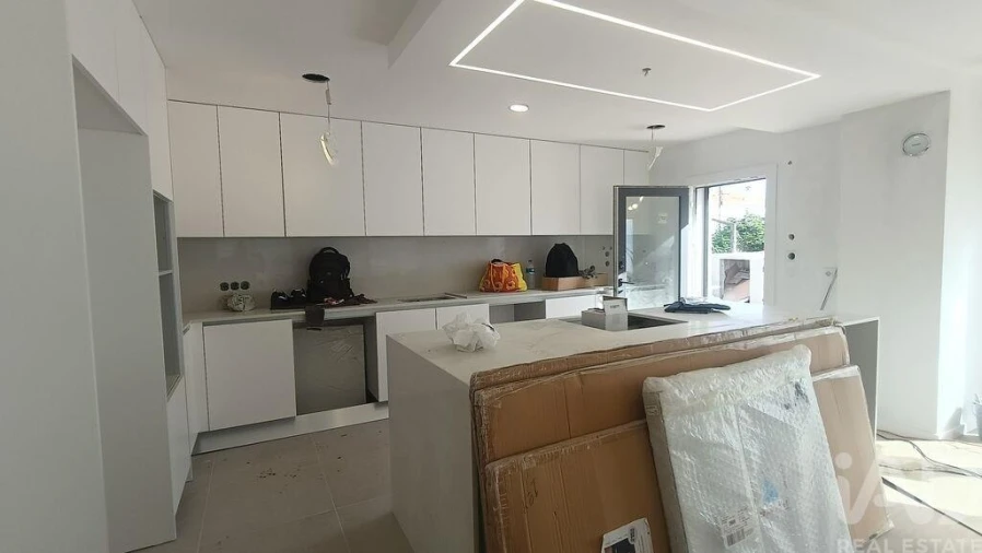 Moradia T4 para Venda em Charneca de Caparica e Sobreda Foto 5