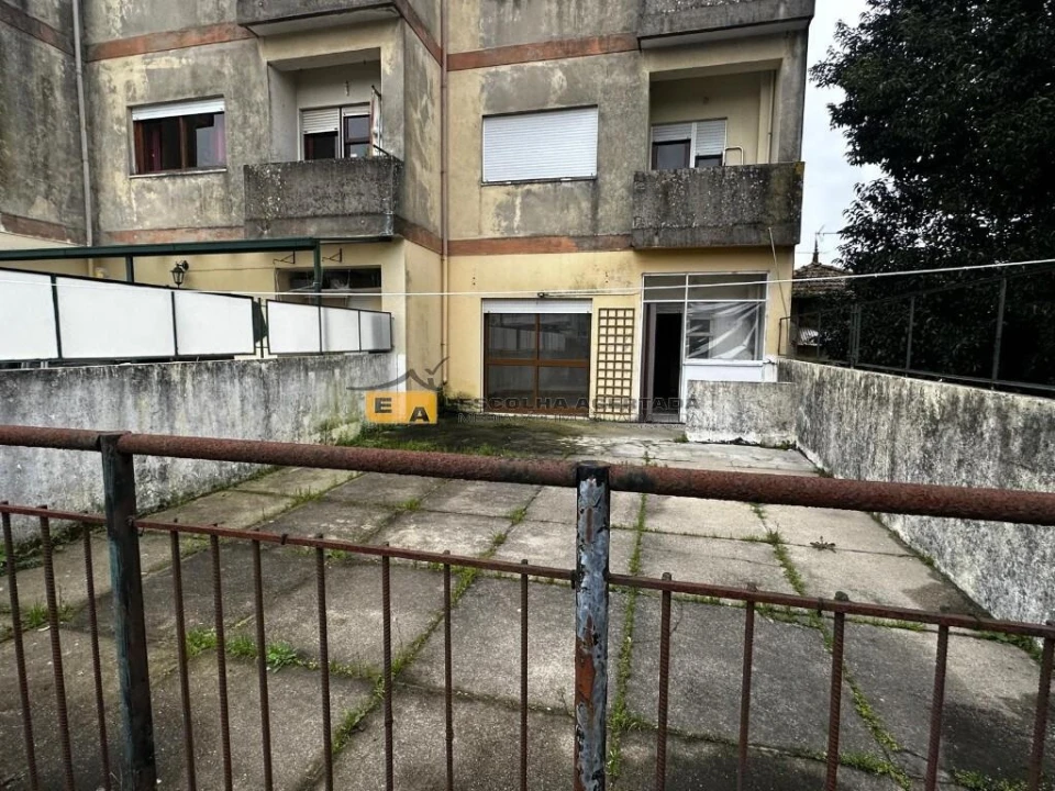 Apartamento T2 para Venda em Rio Tinto Foto 2