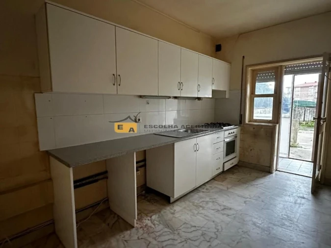 Apartamento T2 para Venda em Rio Tinto Foto 4