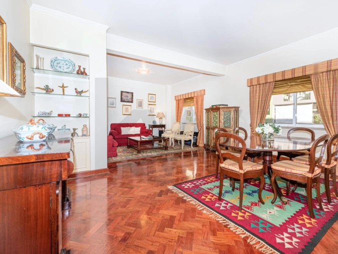 Apartamento T3 para Venda em Arroios Foto 3