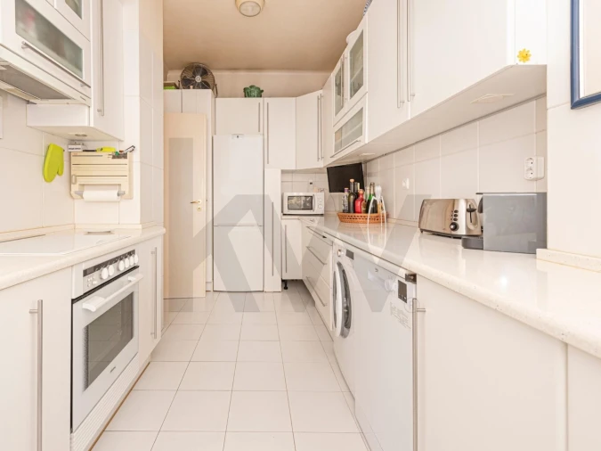 Apartamento T3 para Venda em Arroios Foto 10