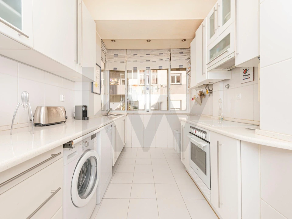 Apartamento T3 para Venda em Arroios Foto 9