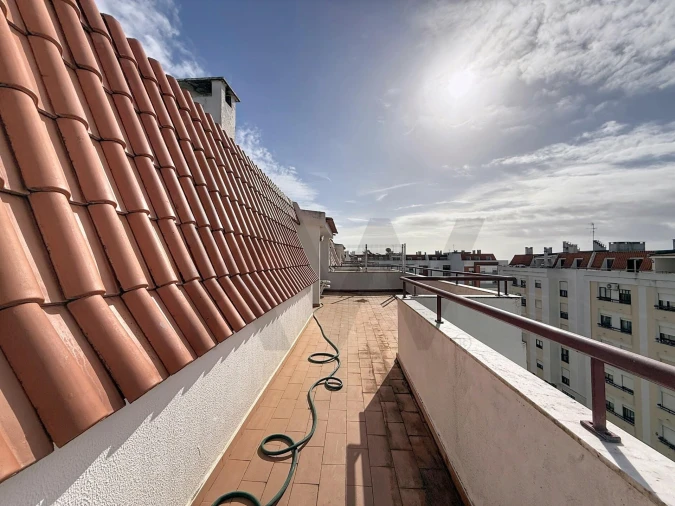 Apartamento T4 para Venda em Romeira e Várzea Foto 30