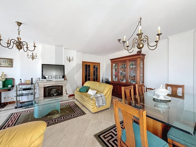 Apartamento T4 para Venda em Romeira e Várzea Foto 9