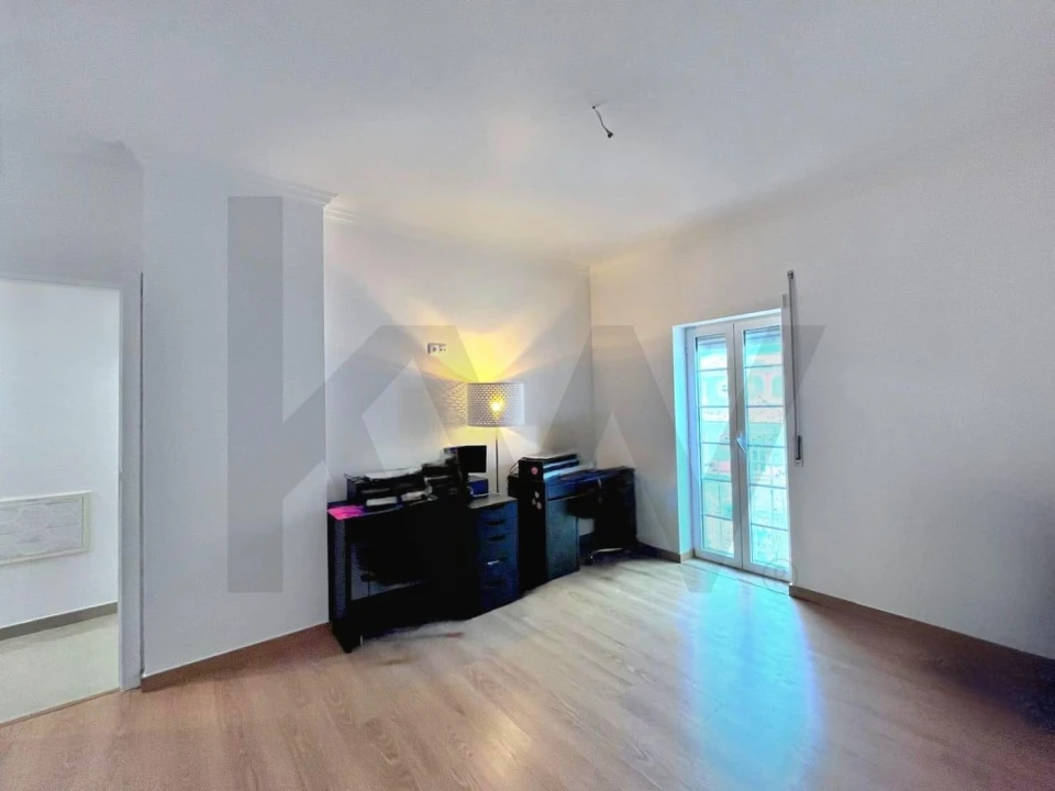 Moradia T4 para Venda em Carvalhal Foto 19