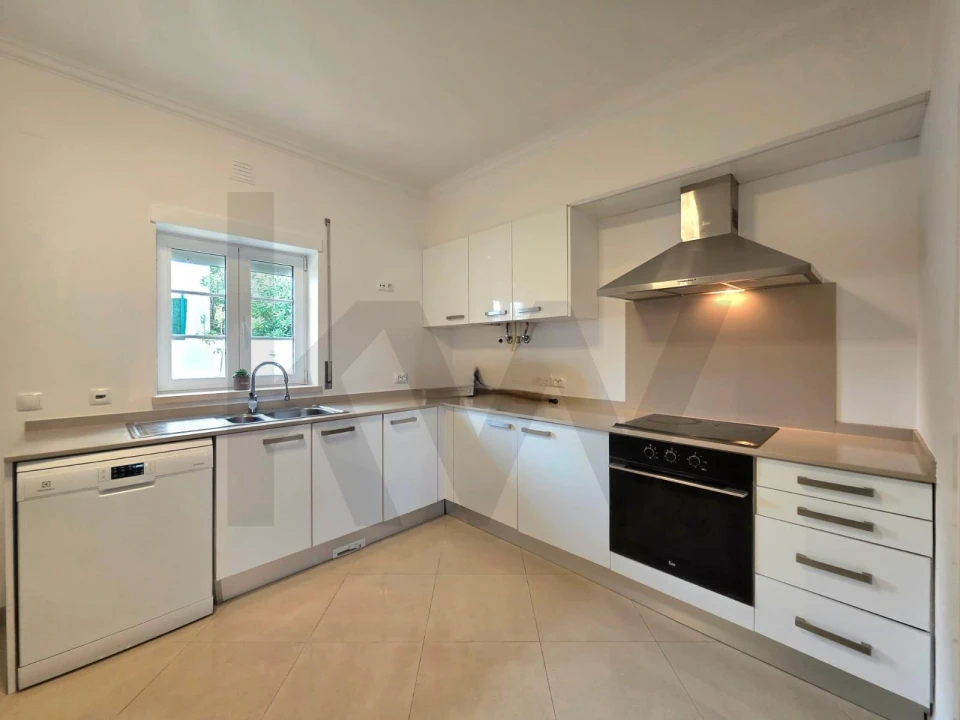 Moradia T4 para Venda em Carvalhal Foto 1