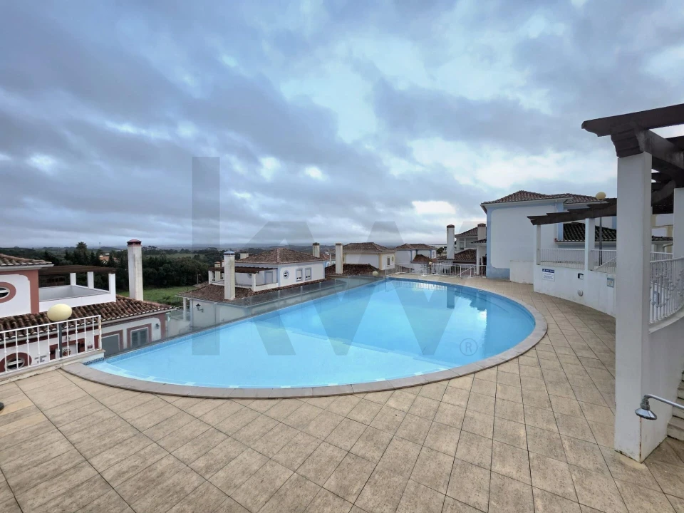 Moradia T4 para Venda em Carvalhal Foto 45