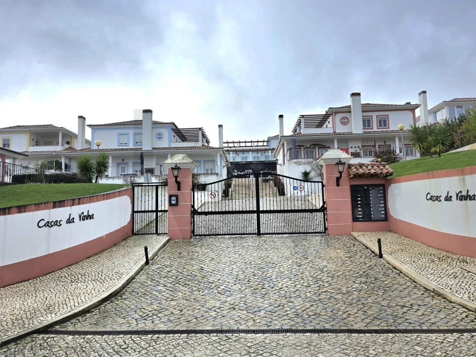 Moradia T4 para Venda em Carvalhal Foto 50