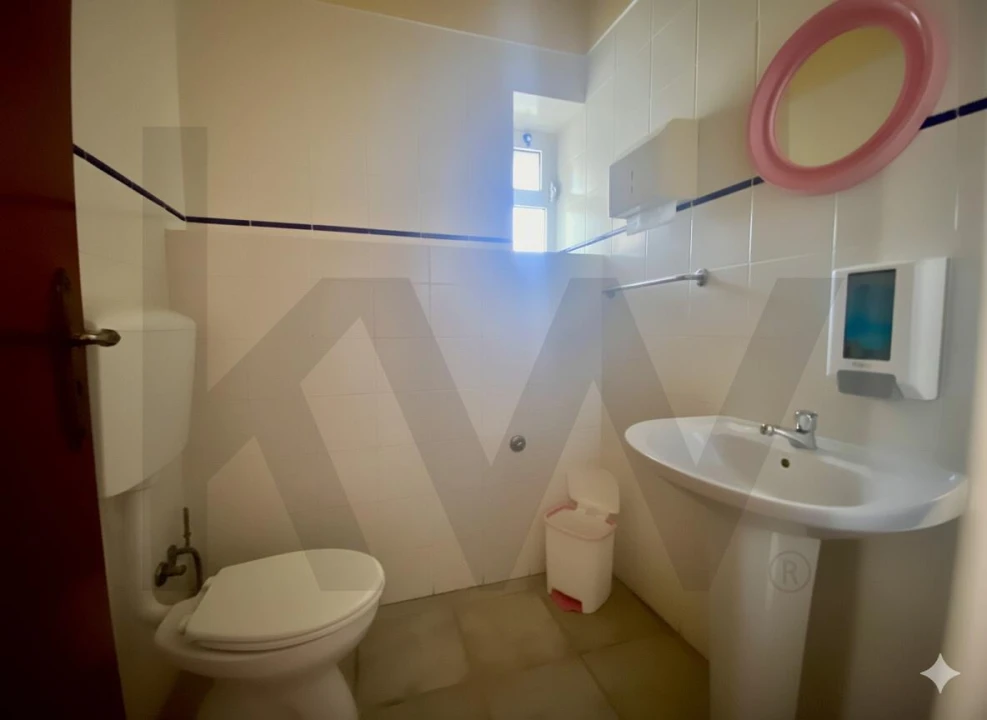 Prédio para Venda em Orca Foto 11