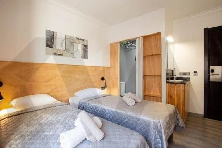 Apartamento T6 para Venda em Venteira Foto 18