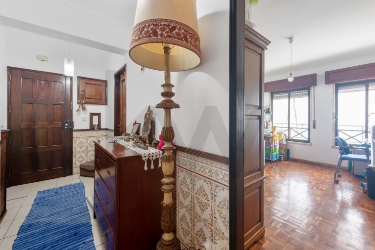 Apartamento T2 para Venda em Rio de Mouro Foto 8