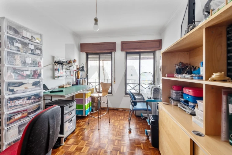 Apartamento T2 para Venda em Rio de Mouro Foto 14