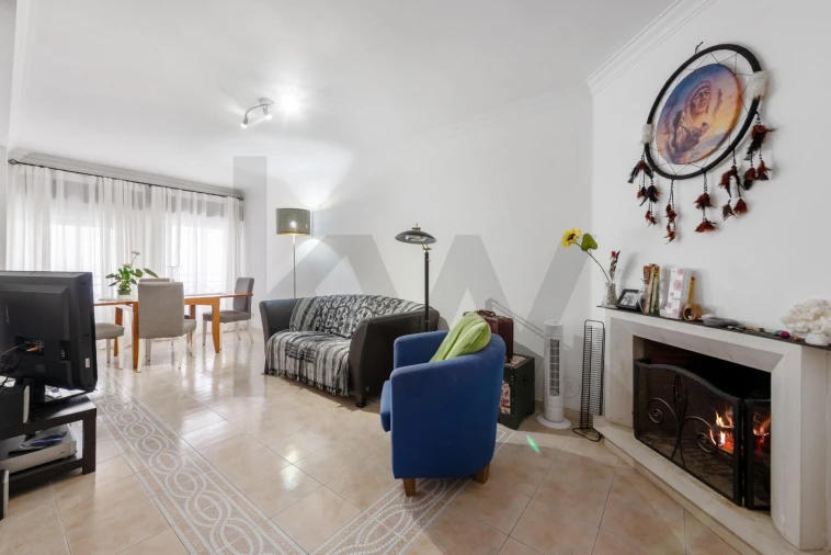 Apartamento T2 para Venda em Rio de Mouro Foto 23