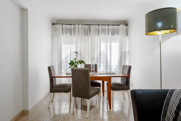 Apartamento T2 para Venda em Rio de Mouro Foto 22