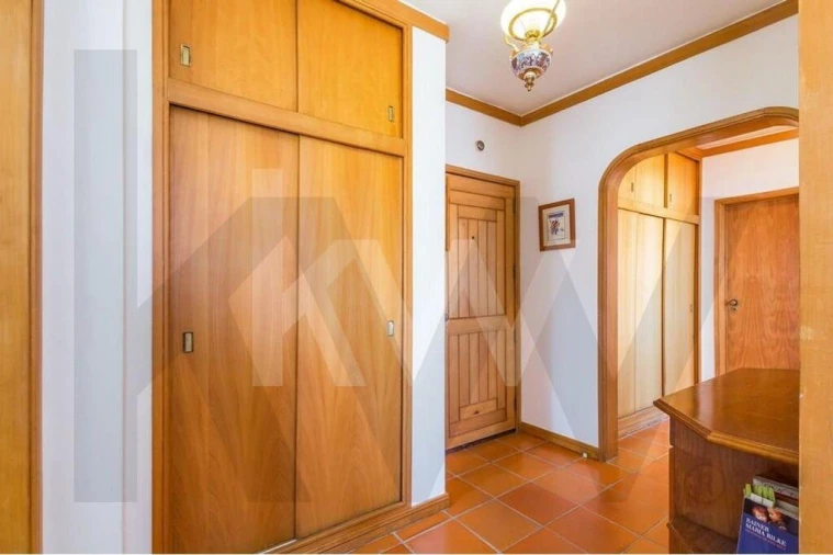 Apartamento T2 para Arrendamento em Alvor Foto 2