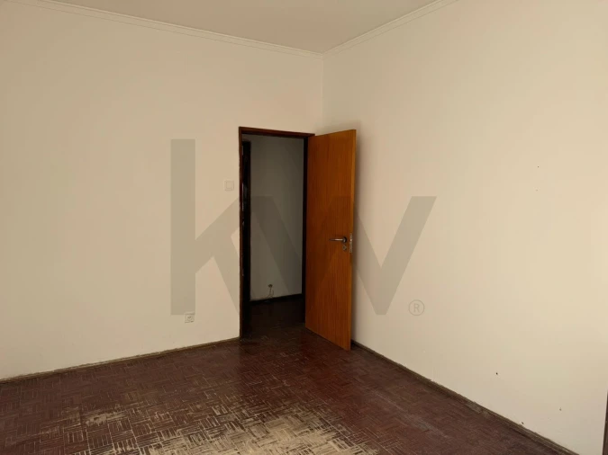 Apartamento T4 para Venda em Portimão Foto 17