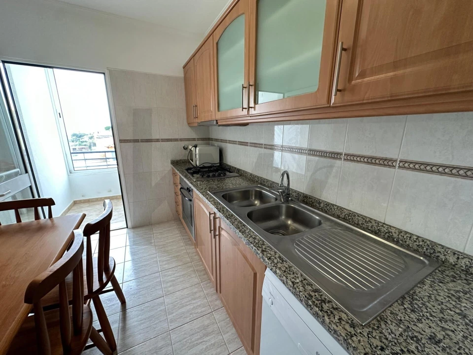 Apartamento T2 para Venda em Caniço Foto 7