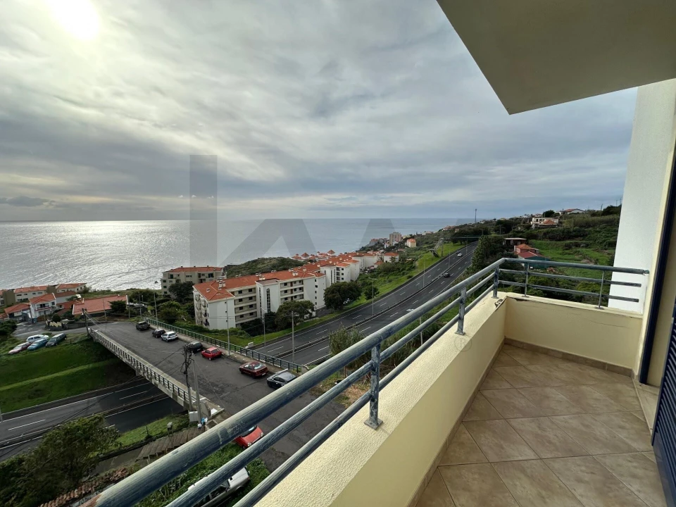 Apartamento T2 para Venda em Caniço Foto 14