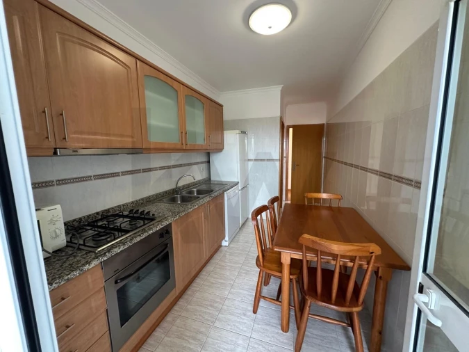 Apartamento T2 para Venda em Caniço Foto 8